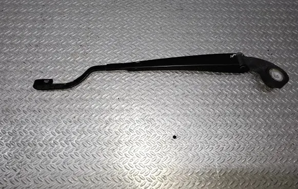 Seat Leon (1M) Rear wiper blade arm 1M6955707B