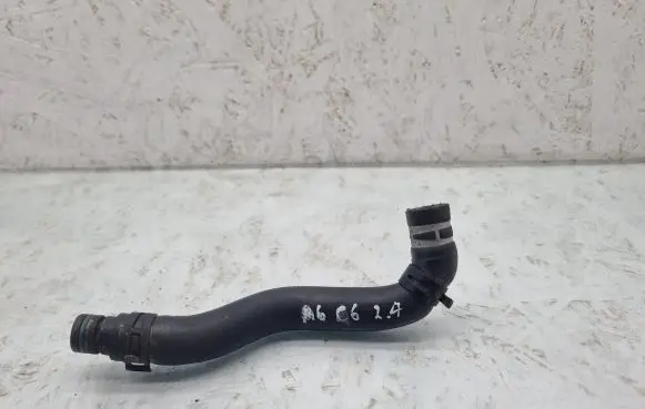 Audi A6 S6 C6 4F Engine coolant pipe/hose 059121073B