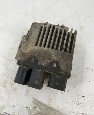 Volkswagen Transporter - Caravelle T5 Coolant fan relay 7H0959507