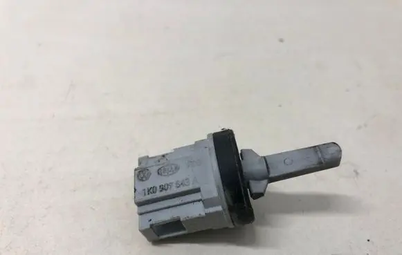 Audi A4 S4 B7 8E 8H Interior temperature sensor 1K0907543A