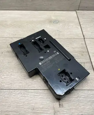 Mercedes-Benz C W204 Comfort/convenience module 2049008701 5DK00922580 2049014001