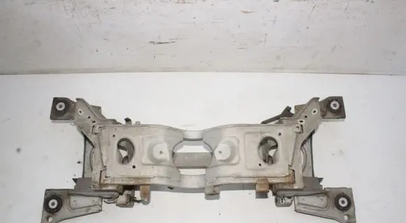 Peugeot 508 II Rear subframe 