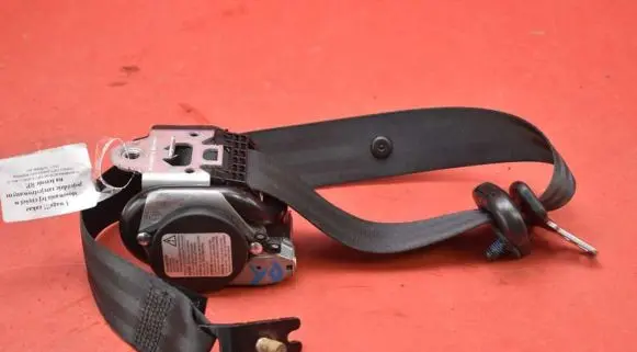 Volvo V60 Front seatbelt 39800488