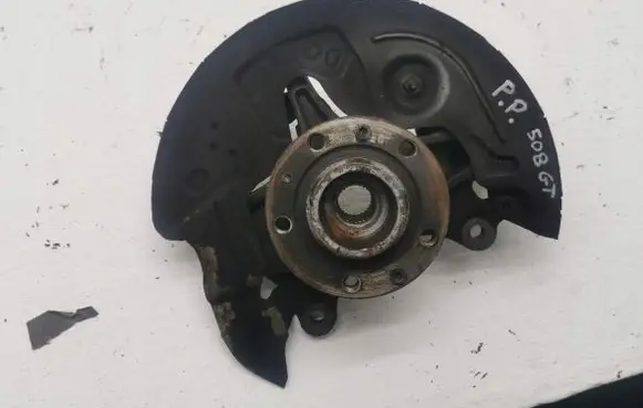 Peugeot 5008 II Front wheel hub spindle knuckle