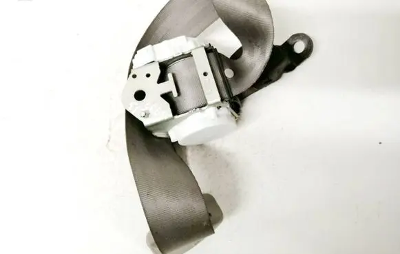 Citroen C5 Middle seatbelt (rear) 33060243A