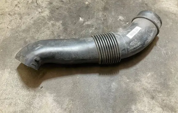 Ford Transit Air intake duct part BK319A675AE