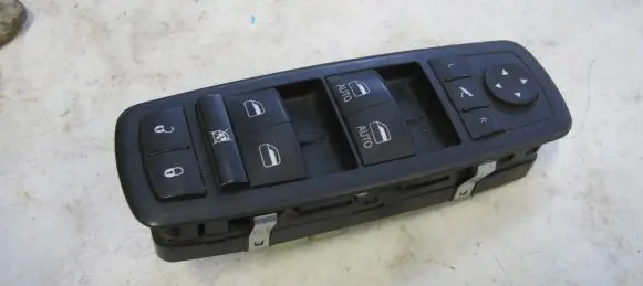 Jeep Grand Cherokee Electric window control switch 68184803AA