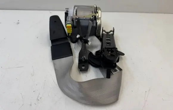 Porsche Macan (95B) Front seatbelt 95B857706J