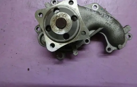 Ford Mondeo MK I Water pump 196GBA