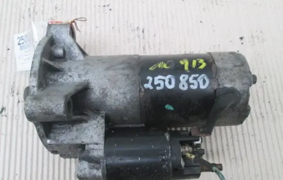 Peugeot 406 Starter motor