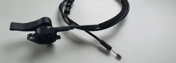 Renault Captur II Engine bonnet (hood) release handle