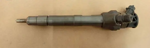 Land Rover Discovery Sport Fuel injector 0445111019 2510476031099