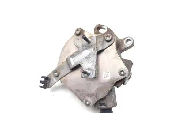 Ford Fiesta Vacuum pump CM5G2A451GB