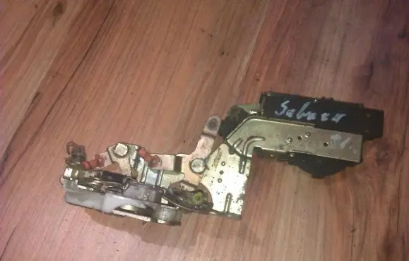 Front door lock