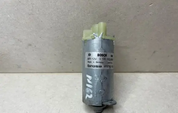 Porsche Cayenne (92A) Seat adjustment motor 0130002650 976782102 210115N