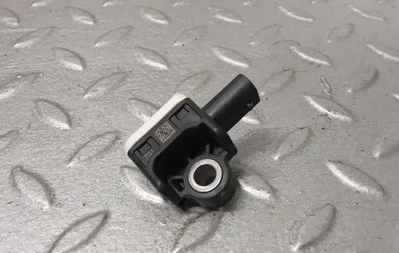 Audi A8 S8 D4 4H Airbag deployment crash/impact sensor 4H0959643