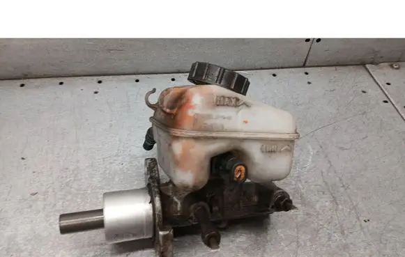Opel Astra G Master brake cylinder