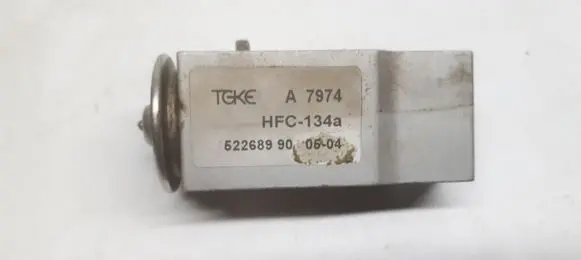 Skoda Fabia Mk1 (6Y) Air conditioning (A/C) expansion valve 52268990