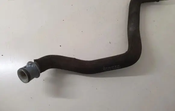 Mercedes-Benz C W205 Engine coolant pipe/hose A2125015584