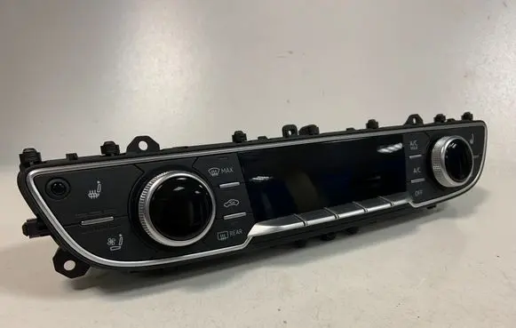 Audi Q7 4M Climate control unit 4M0820043AB