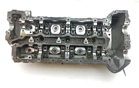 Mercedes-Benz Sprinter W906 Engine head A6420101221