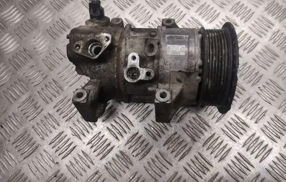 Toyota RAV 4 (XA30) Air conditioning (A/C) compressor (pump) 4472601257 08J09858 5SE12C