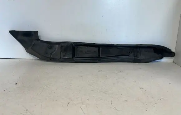 Audi Q5 SQ5 8R Fender end trim 8R0821112C