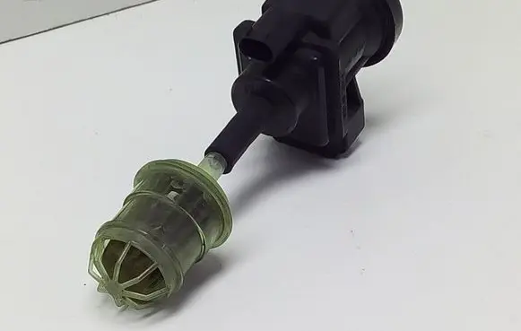 Mercedes-Benz A W168 Turbo solenoid valve 4715396