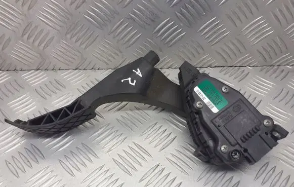 Audi A2 Accelerator throttle pedal 8Z1721523