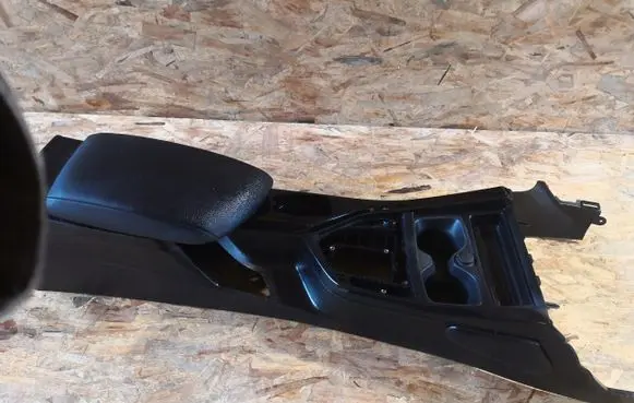BMW 1 F20 F21 Center console 