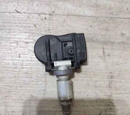 Suzuki Vitara (LY) Tire pressure sensor S180052024A 19123 4313061M00