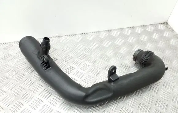 Intercooler hose/pipe