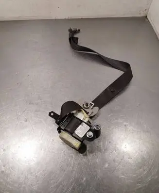 KIA Sportage Front seatbelt 888203U210