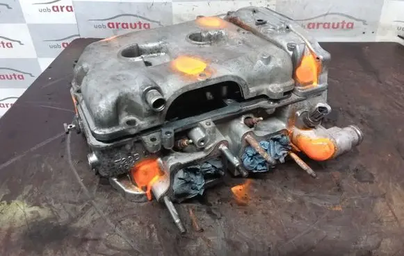 Engine head