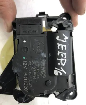 Jeep Renegade Air flap motor/actuator A21102100