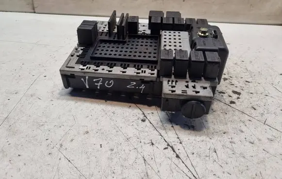 Volvo V70 Comfort/convenience module 8688374 01W502 0000017420