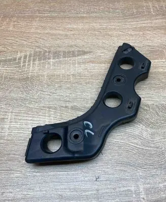Volkswagen PASSAT CC Front bumper mounting bracket 3C8807184A