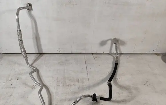 Skoda Fabia Mk2 (5J) Air conditioning (A/C) pipe/hose 6R1820743K