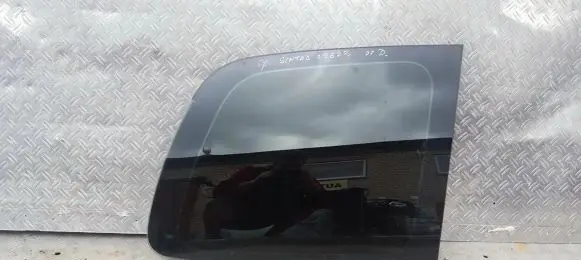 Opel Sintra Rear side window
