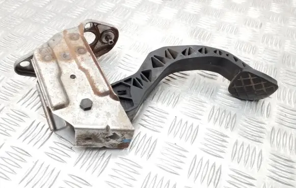 Clutch pedal