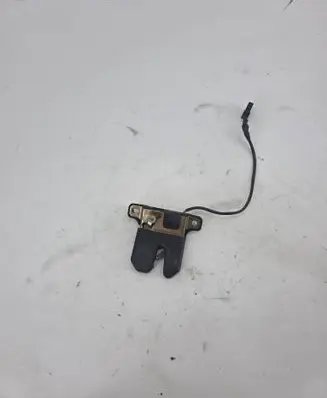 Audi A8 S8 D2 4D Loading door lock 