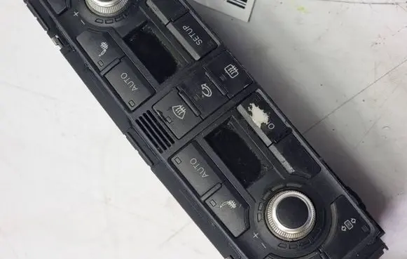 Audi A8 S8 D3 4E Climate control unit 4E0820043A