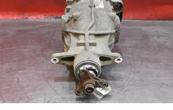 BMW 7 F01 F02 F03 F04 Rear differential 7577097