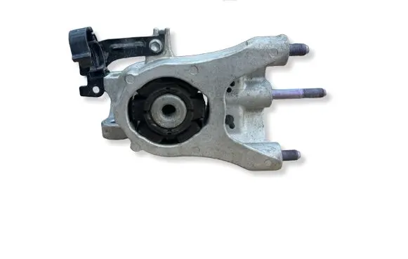 Toyota bZ4X Engine mount bracket 