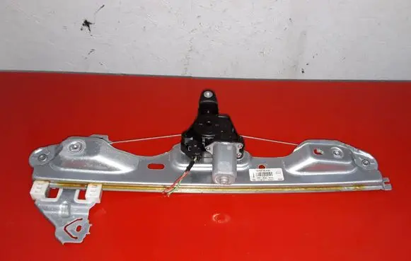 Nissan Qashqai Rear door window regulator with motor 827004EA0A GB558RC SN885427
