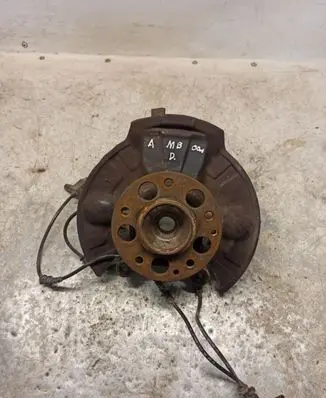 Mercedes-Benz A W168 Front wheel hub