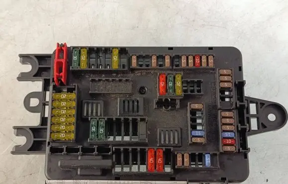 BMW 4 F32 F33 Fuse module 9261111 19178000001 08082013