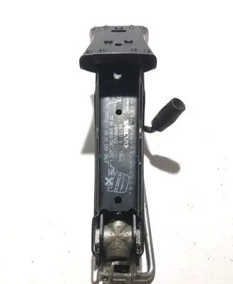 Volvo XC70 Lift Jack 8679370