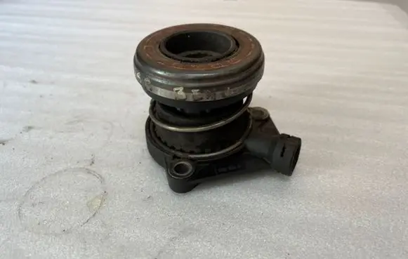 Opel Corsa E clutch release bearing 9126238