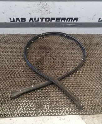 Volkswagen Tiguan Front sill trim cover 5NA837120A